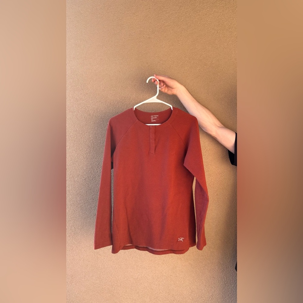 Arc’teryx Long Sleeve Shirt - Maroon